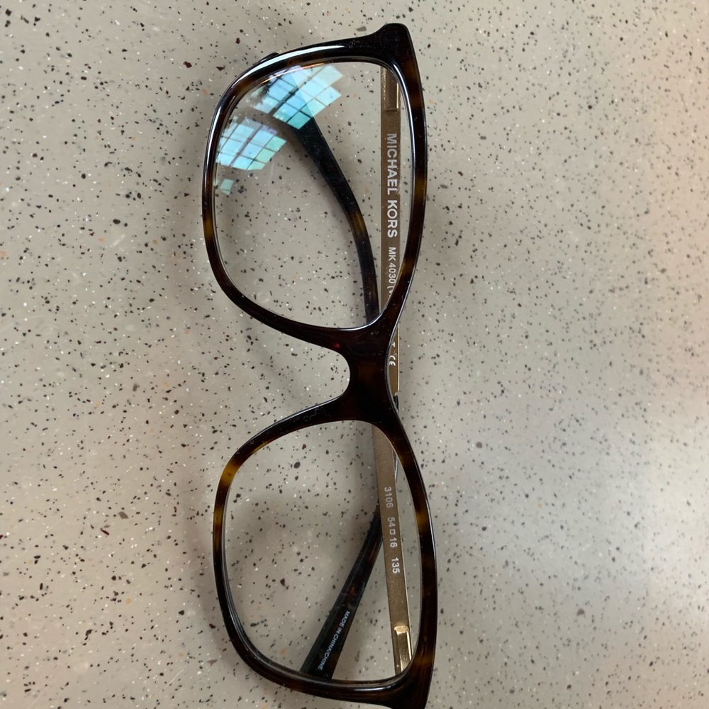 Michael Kors Readers